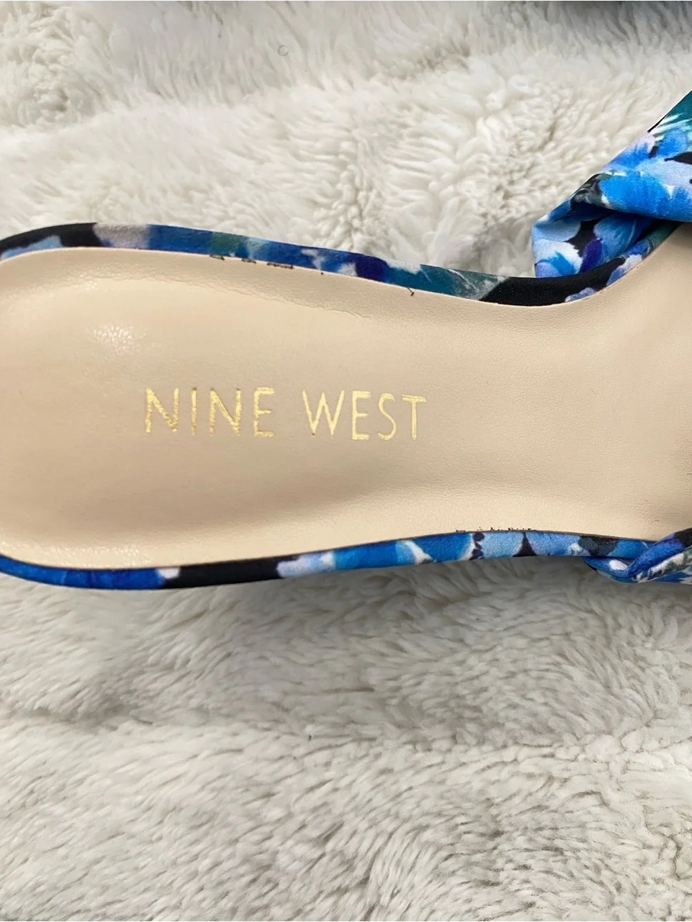 Nine West Blue Floral Knot Wedge Sandals Size 6.5
